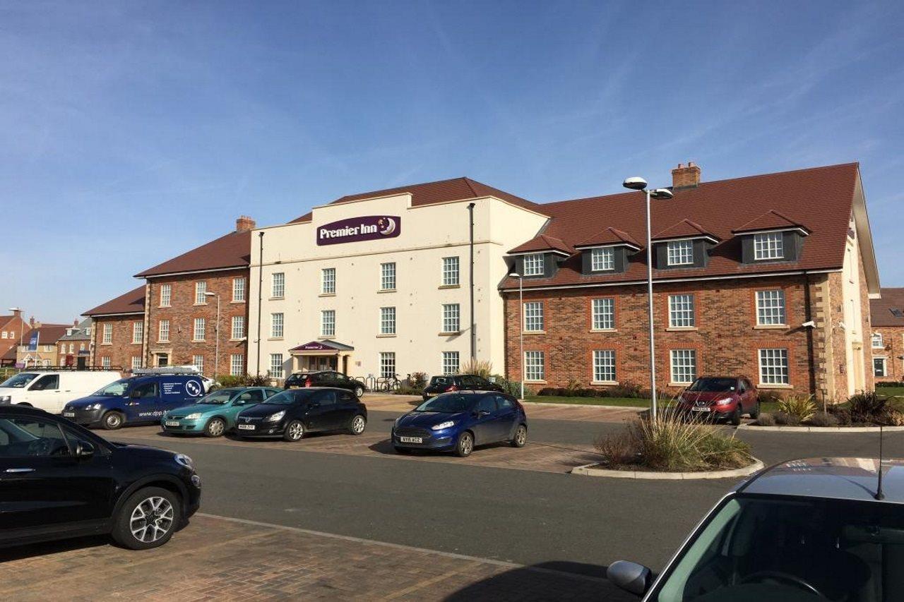 Premier Inn Bedford South Kempston Exteriör bild